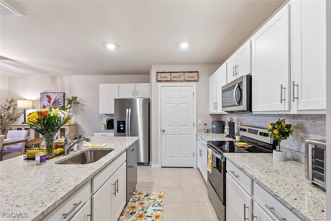 16032 Galiano Ct Punta Gorda, FL 33955 - Thumbnail 4