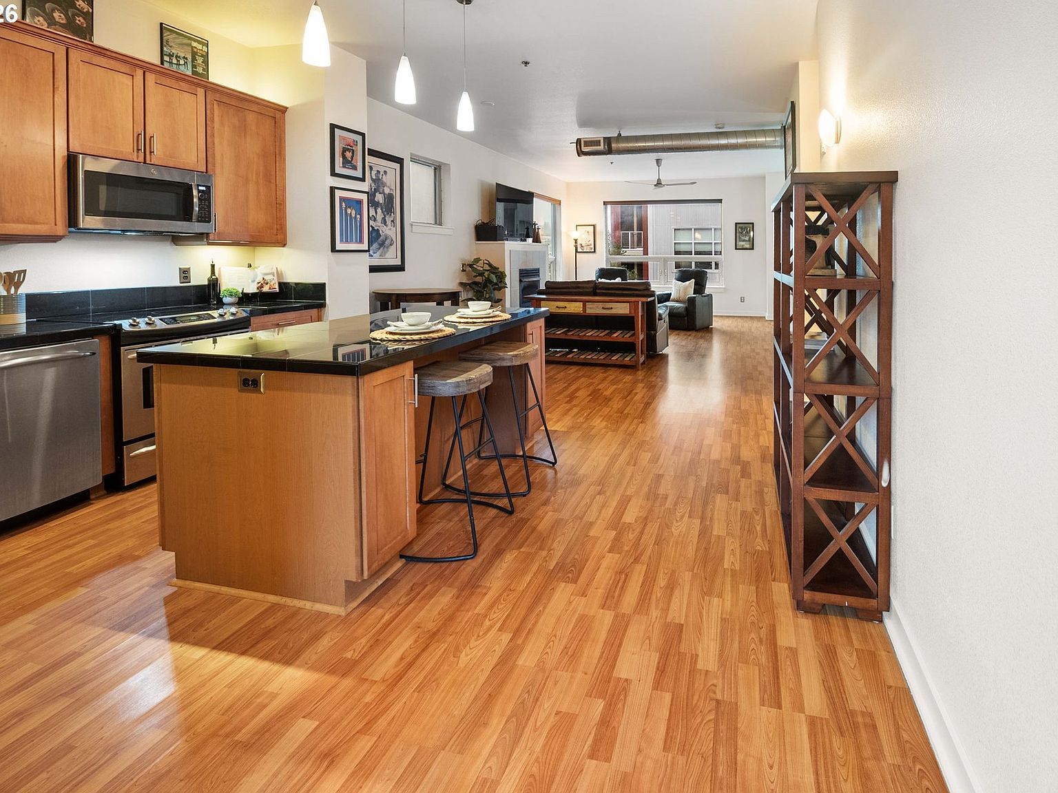 3990 Abbey Ln #201B Astoria, OR 97103 - Thumbnail 4