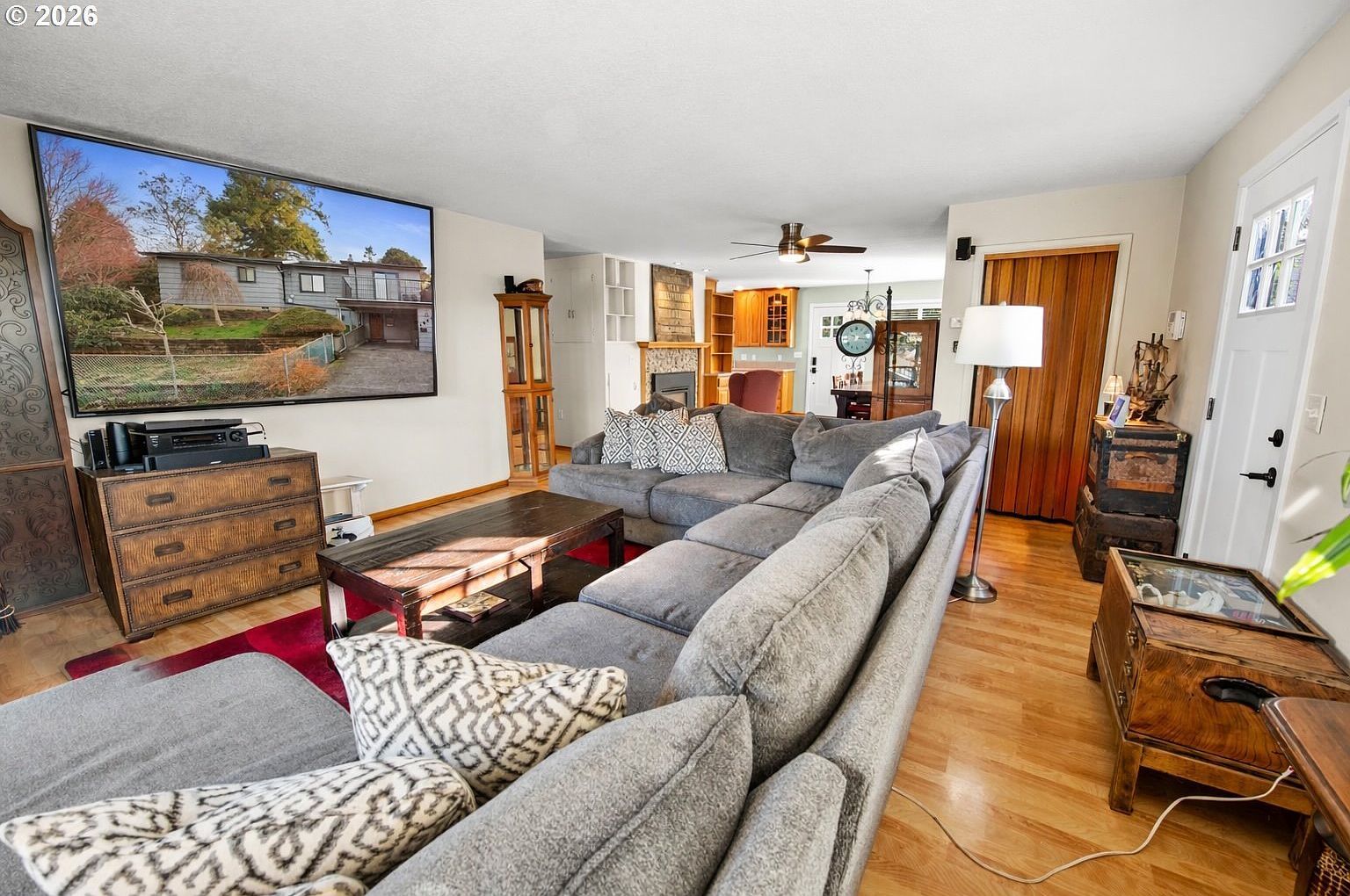 1864 4th St Astoria, OR 97103 - Thumbnail 4