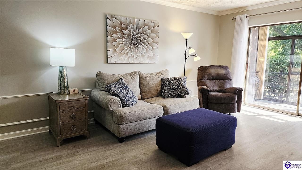 1600 Gardiner Ln Louisville, KY 40205 - Thumbnail 4