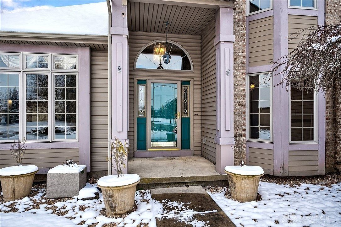 1650 Cranbrook Dr New Carlisle, OH 45344 - Thumbnail 4