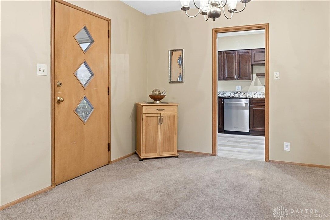 5791 Algoma St Dayton, OH 45415 - Thumbnail 4