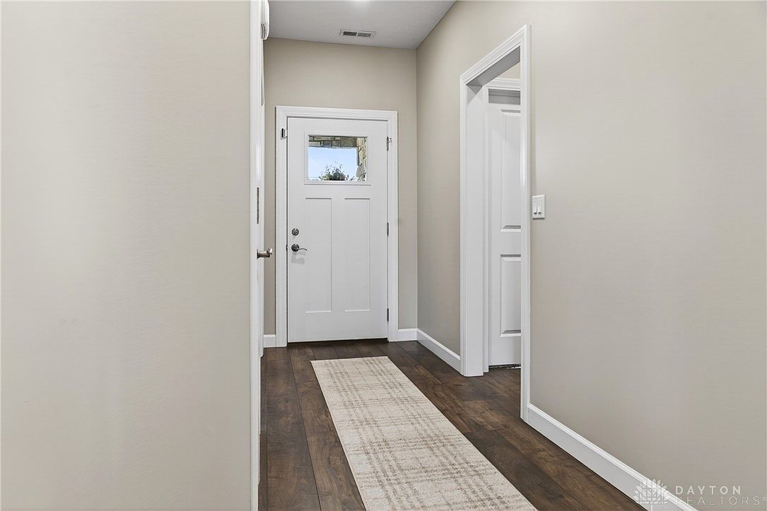 945 Rosenthal Dr Troy, OH 45373 - Thumbnail 4