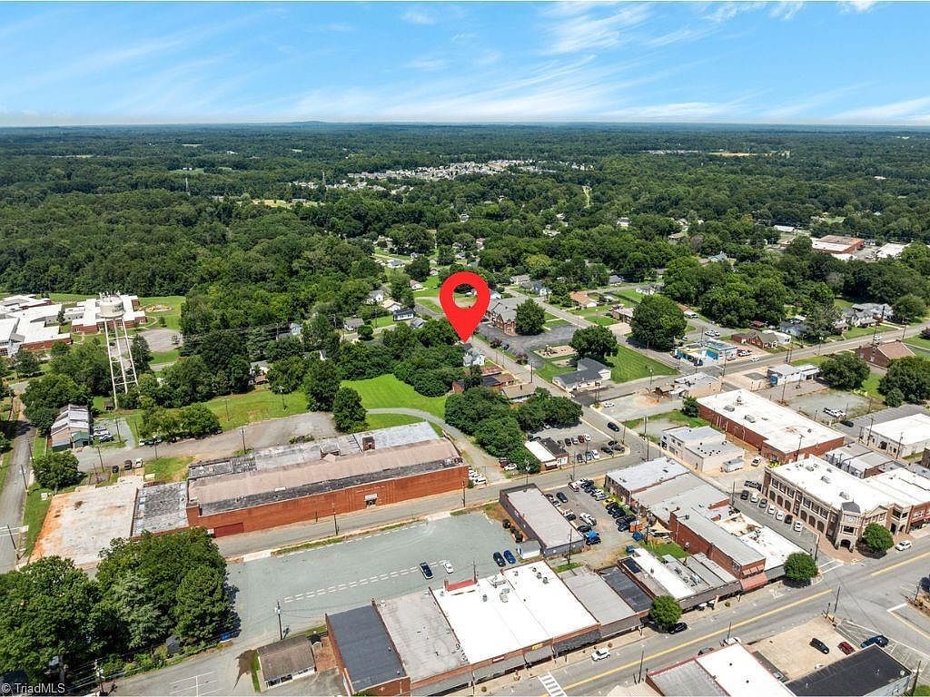 229 Lewis St Gibsonville, NC 27249 - Thumbnail 4