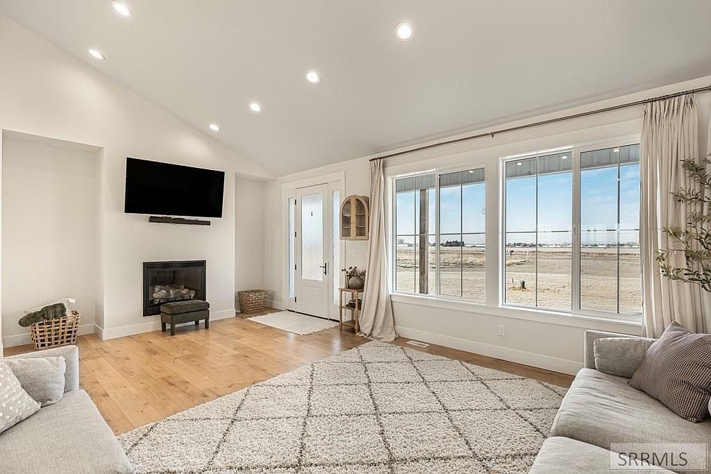 1423 N 950 E Shelley, ID 83274 - Thumbnail 4