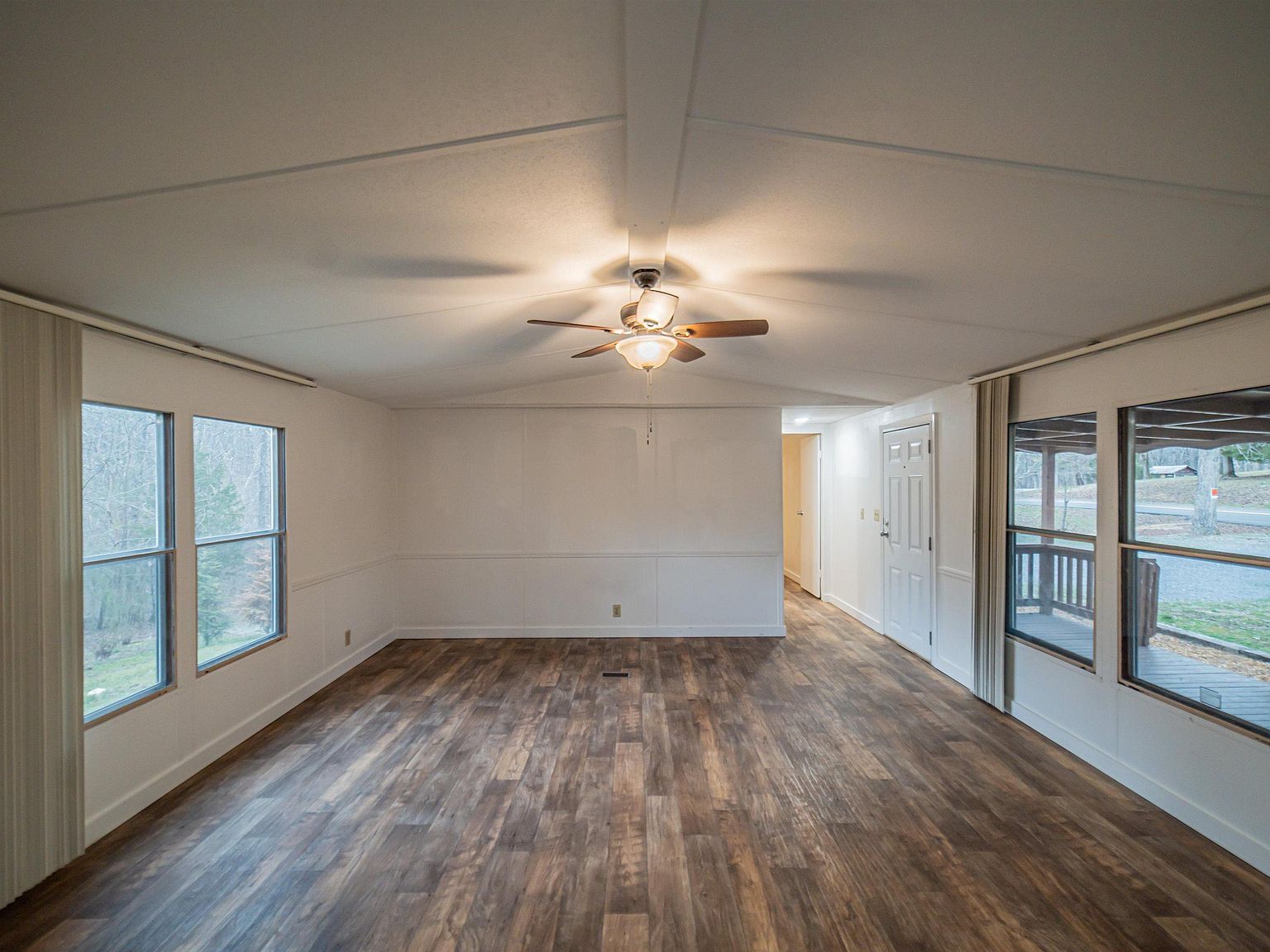 1429 State Route 1271 Kuttawa, KY 42055 - Thumbnail 4