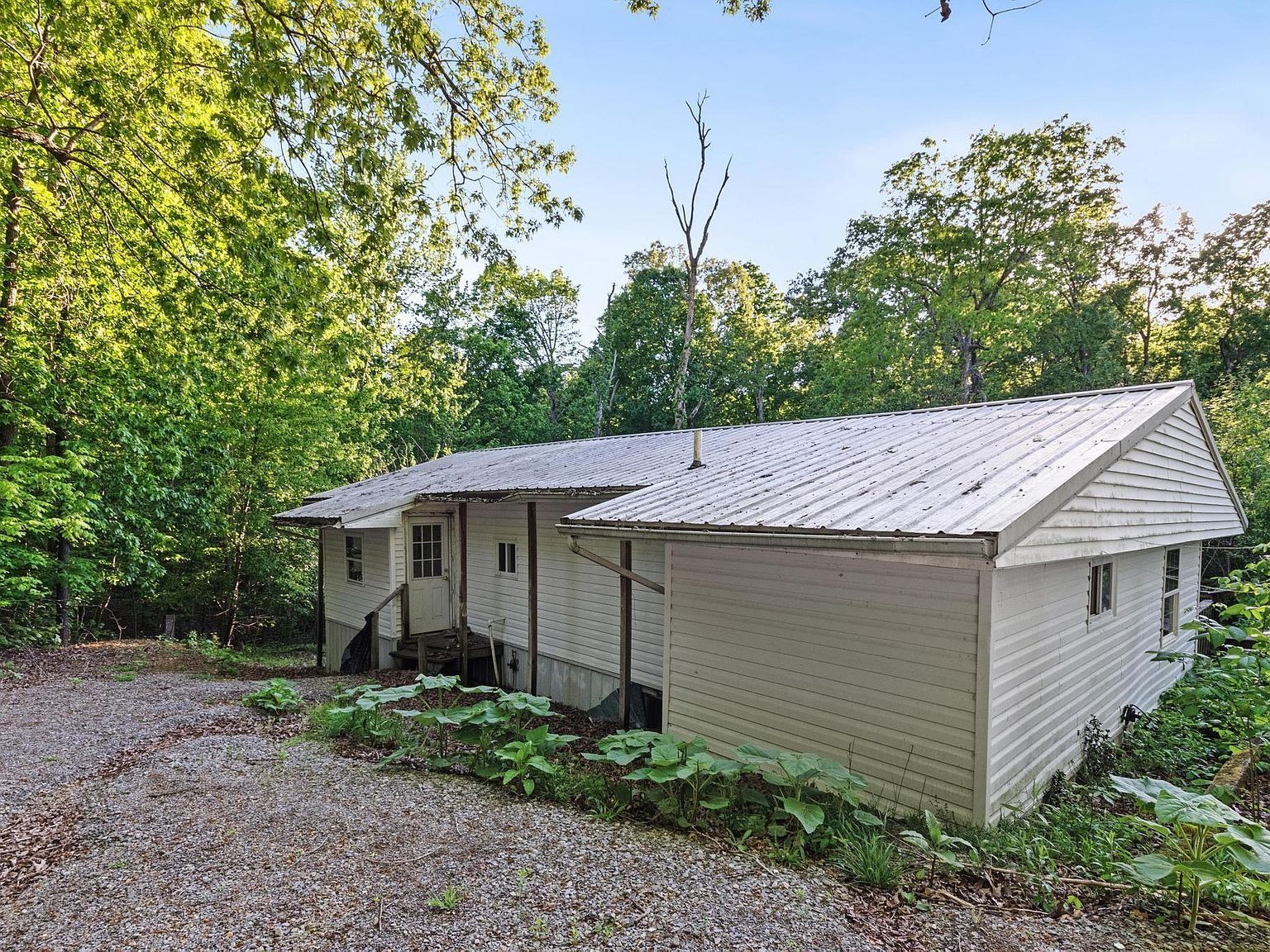 287 Dustin Rd Kuttawa, KY 42055 - Thumbnail 4