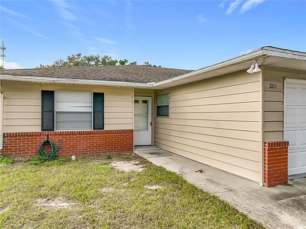 201 Fern Ct Leesburg, FL 34748 - Thumbnail 4