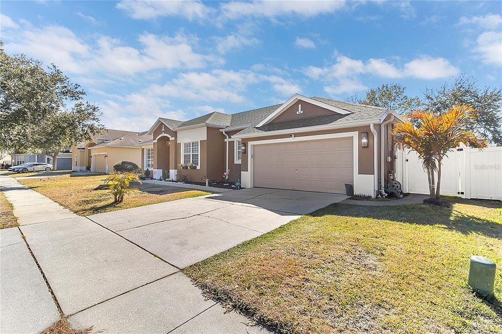 2144 Continental St Saint Cloud, FL 34769 - Thumbnail 4