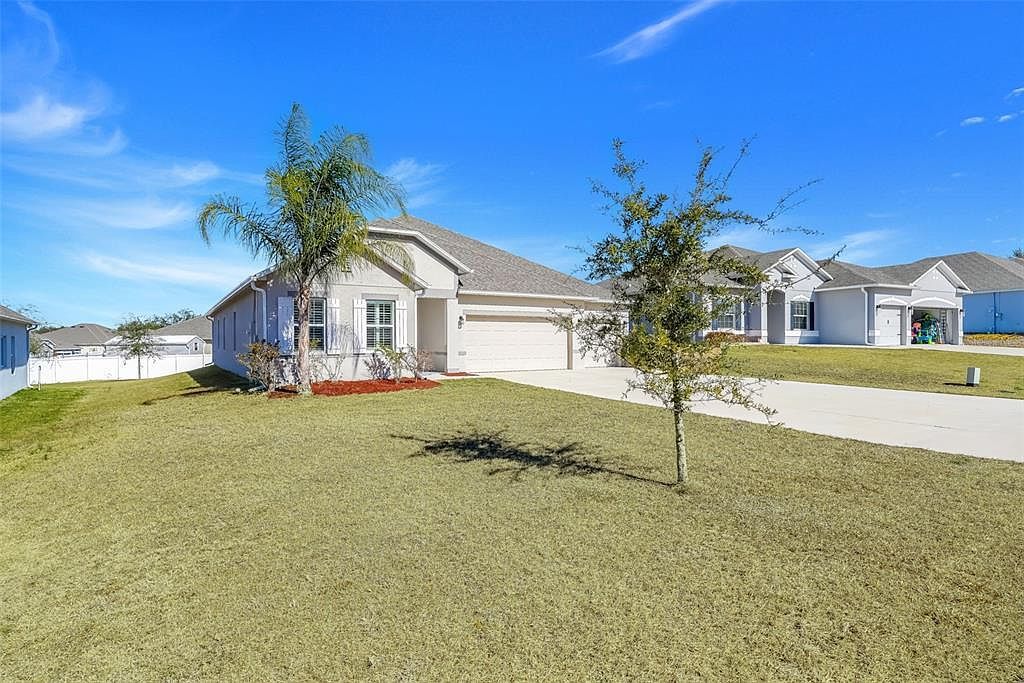 1814 Forest Glen Dr Fruitland Park, FL 34731 - Thumbnail 4