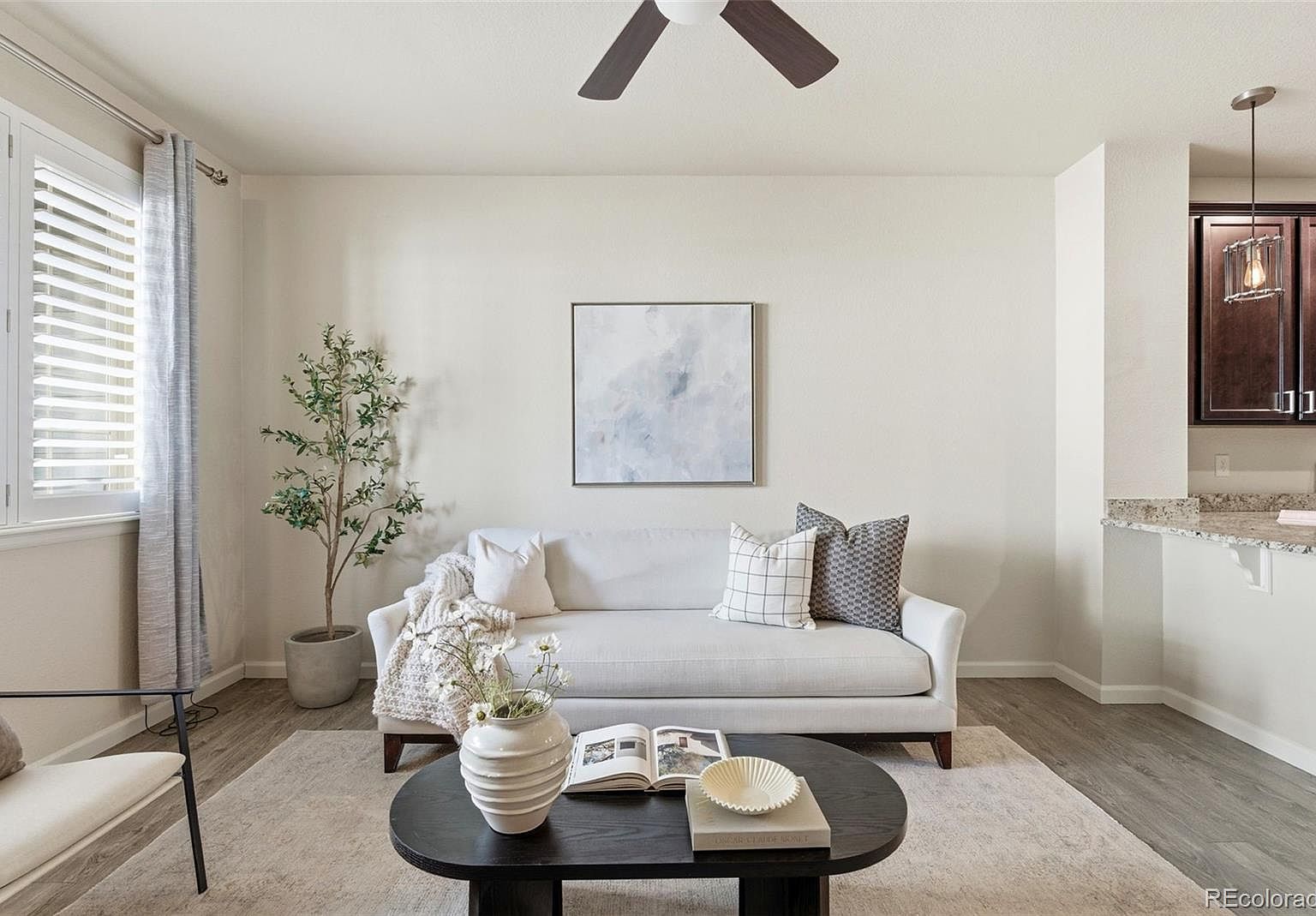 9083 E Phillips Ln Centennial, CO 80112 - Thumbnail 4