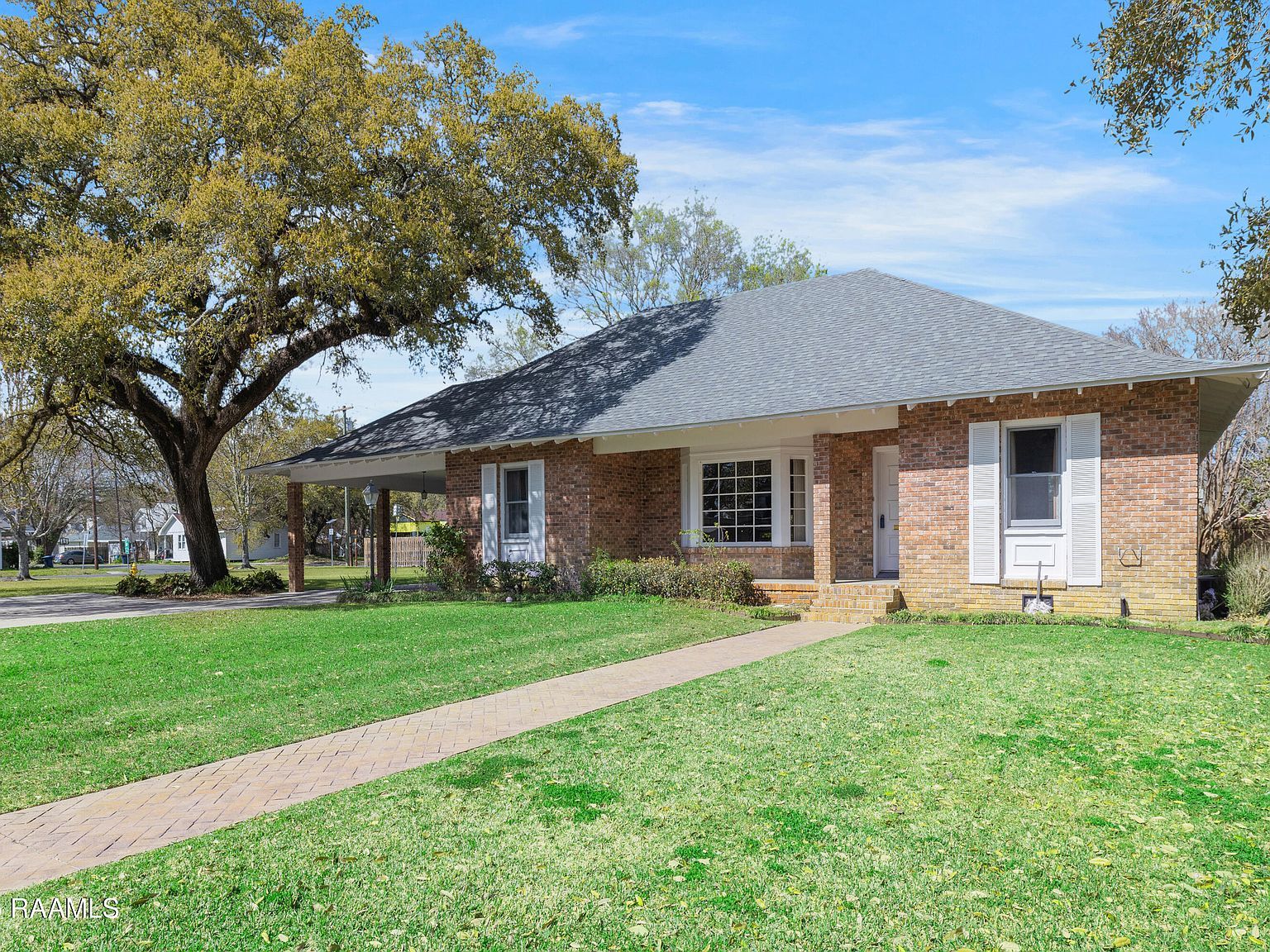 109 Burdin St Saint Martinville, LA 70582 - Thumbnail 4