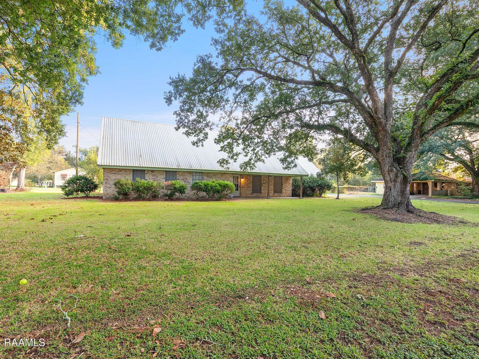 135 Oak Dr Saint Martinville, LA 70582 - Thumbnail 4