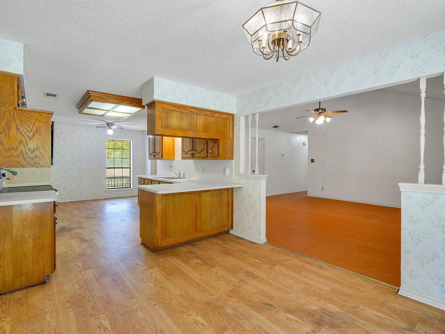 1309 Dixie Ln Waxahachie, TX 75165 - Thumbnail 4