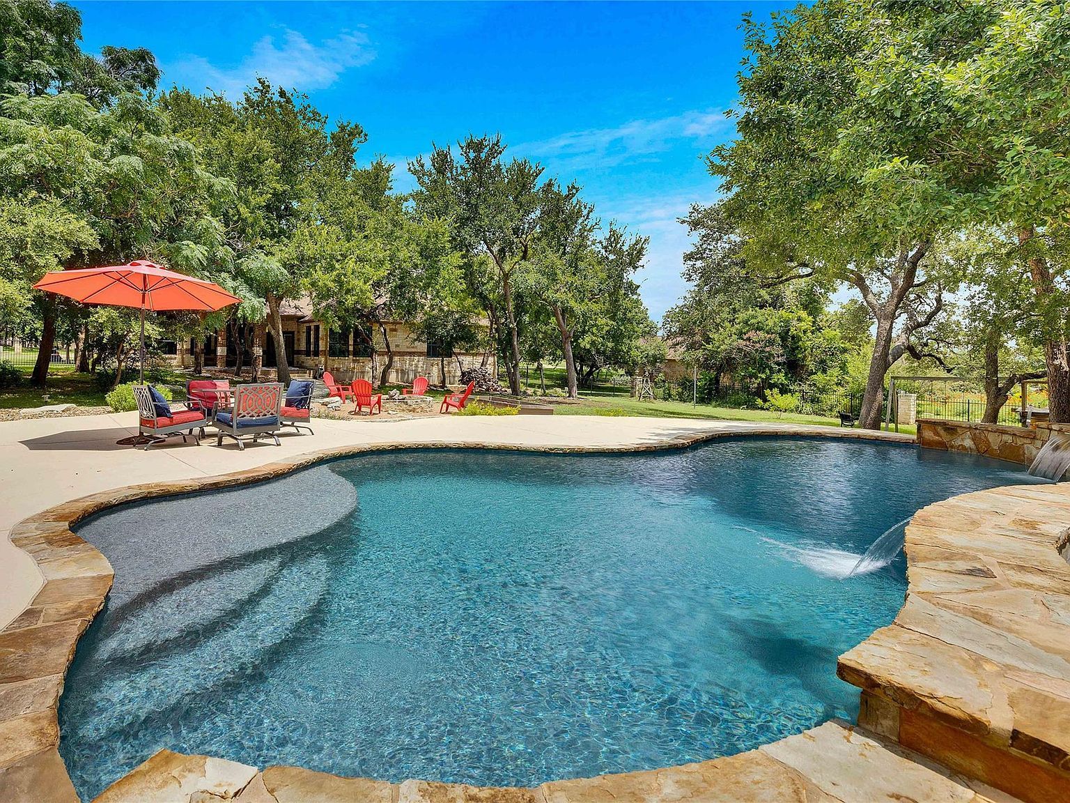 104 Standing Oak Dr Georgetown, TX 78633 - Thumbnail 4