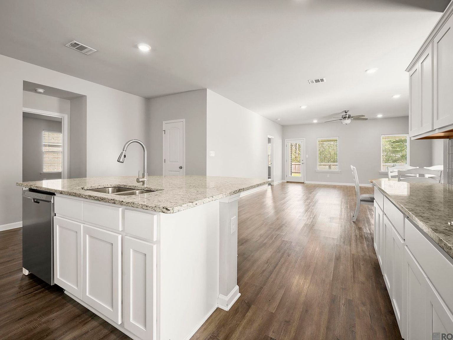 12721 Fowler Dr Denham Springs, LA 70706 - Thumbnail 4