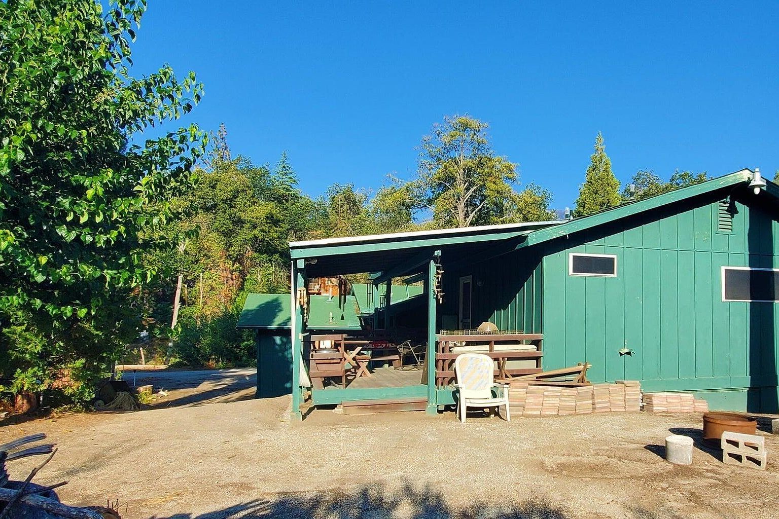 301 Capinero Dr California Hot Springs, CA 93207 - Thumbnail 4