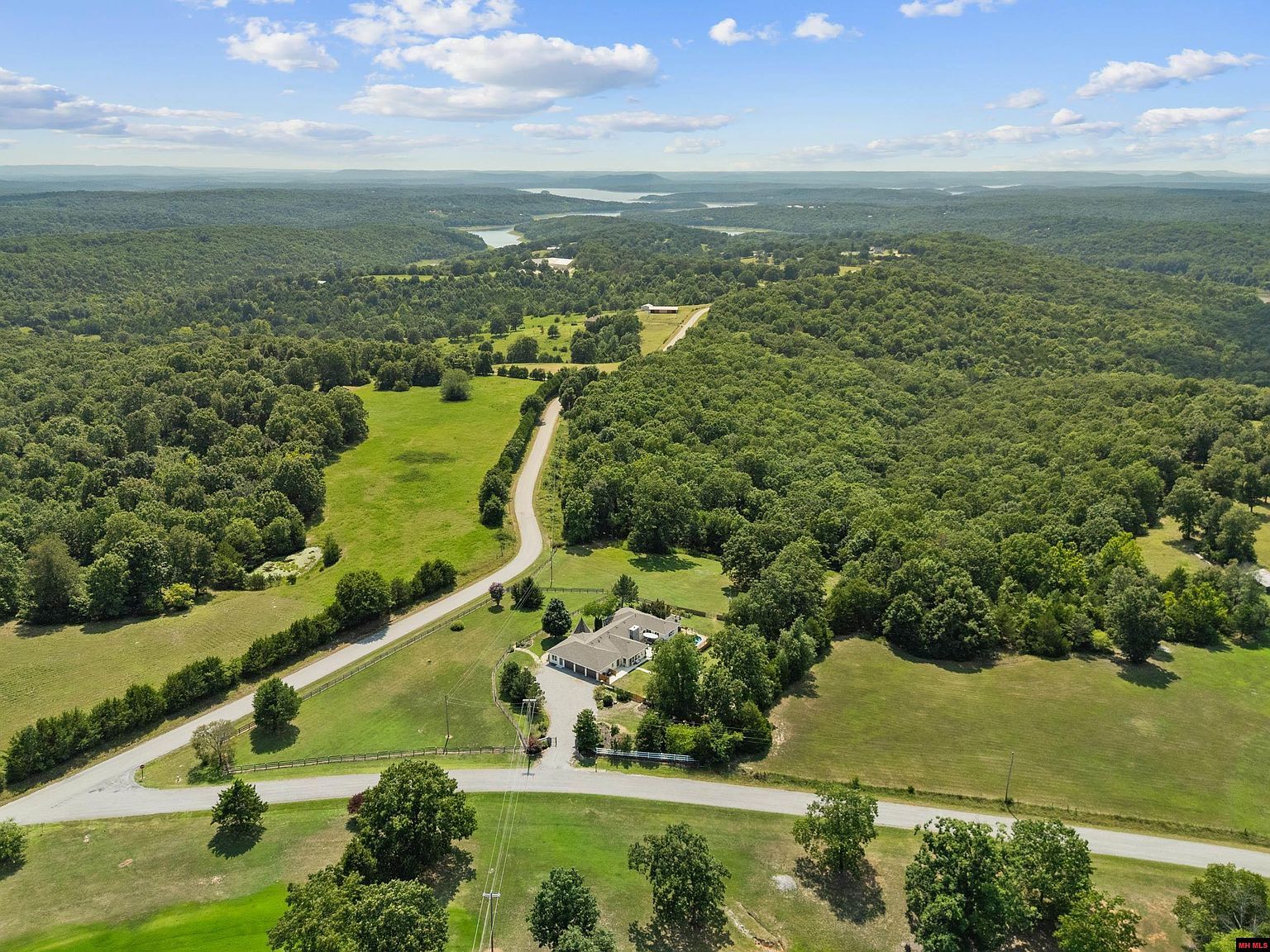 56 County Road 1085 Mountain Home, AR 72653 - Thumbnail 4