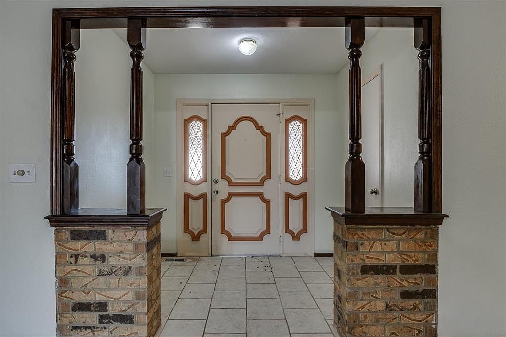 2013 Tanglewood Dr Edmond, OK 73013 - Thumbnail 4