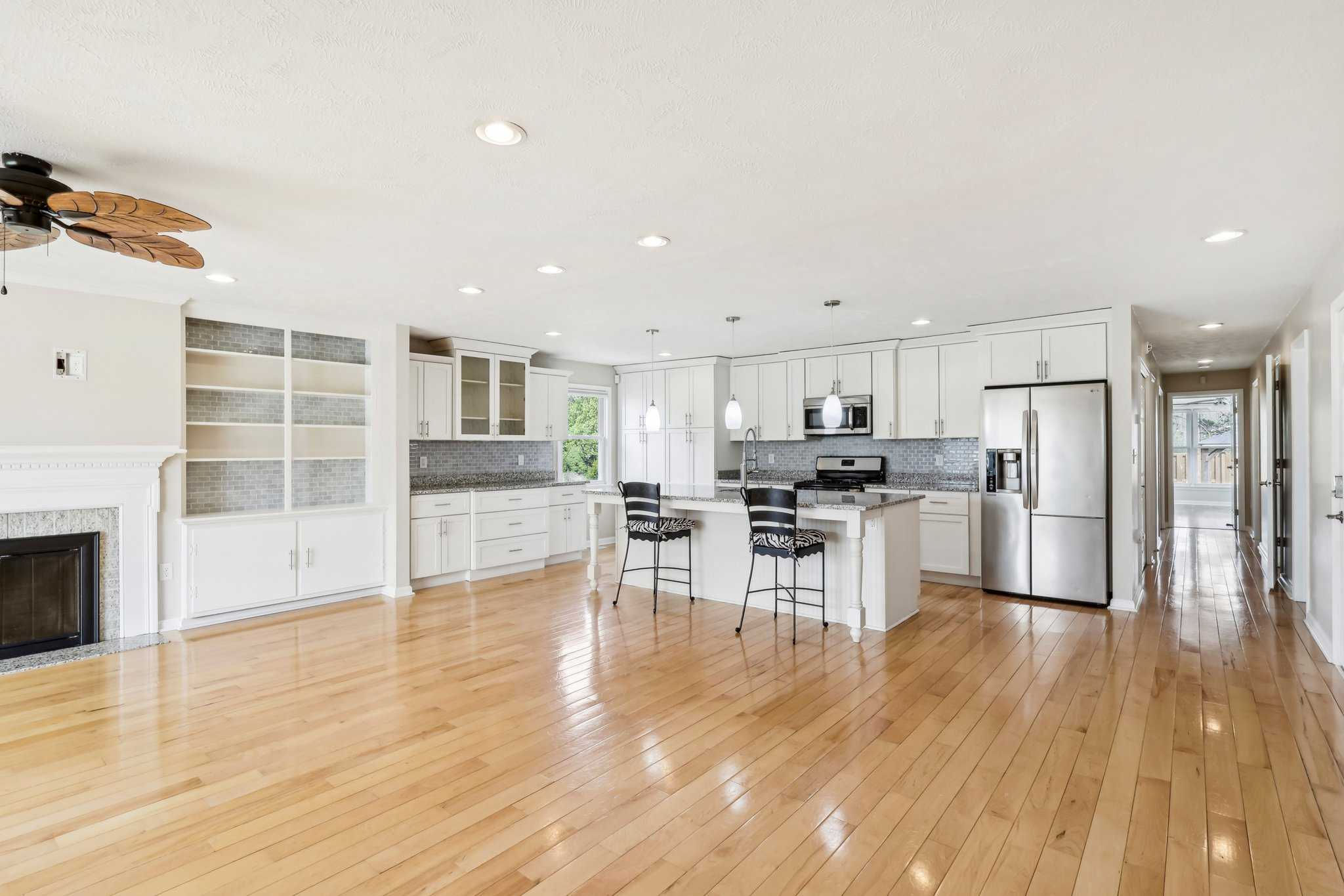 65 Pinehurst Boulevard, Eastlake, OH, USA, 44095 - Thumbnail 4