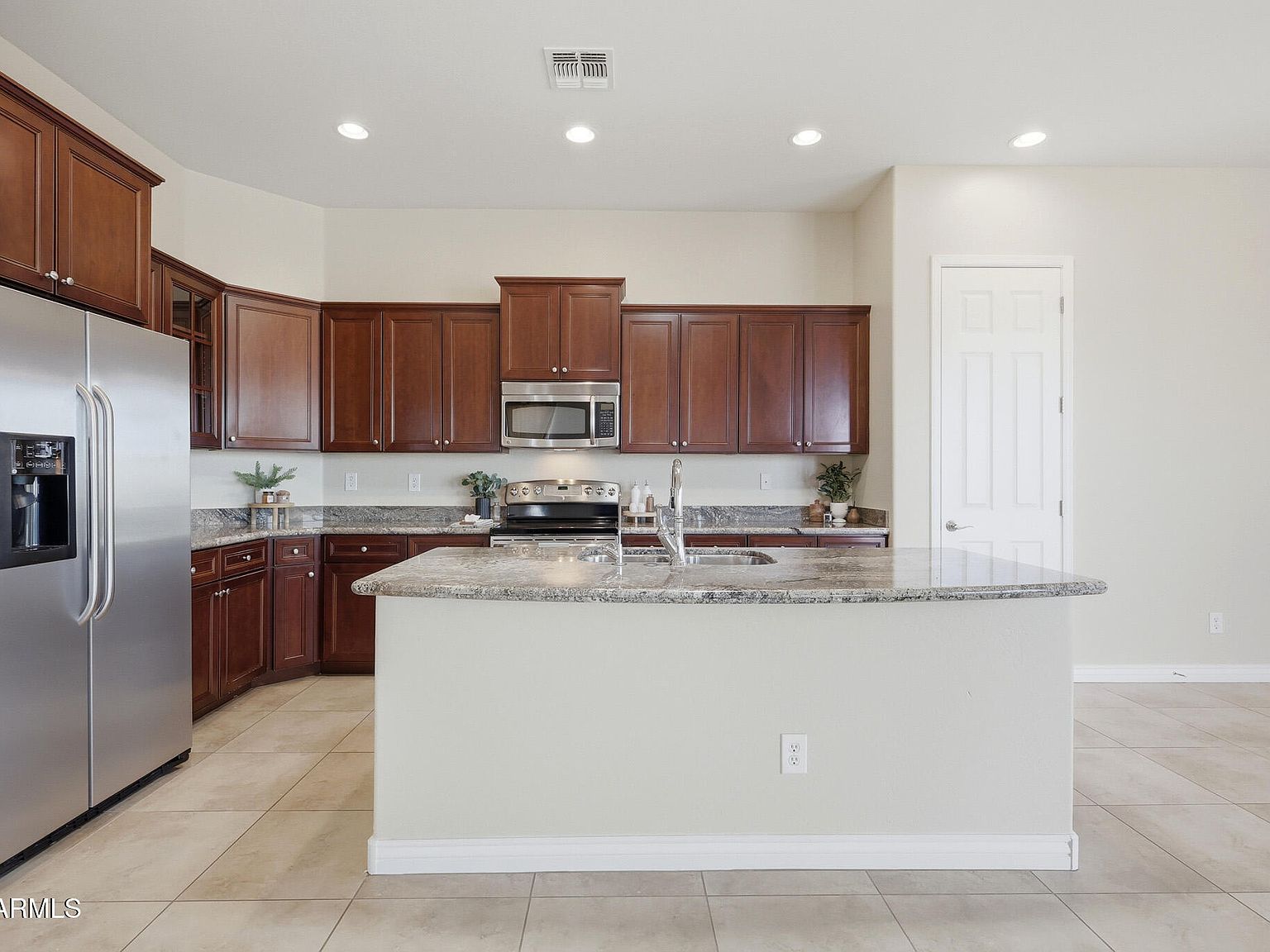 17628 W Verdin Rd Goodyear, AZ 85338 - Thumbnail 4