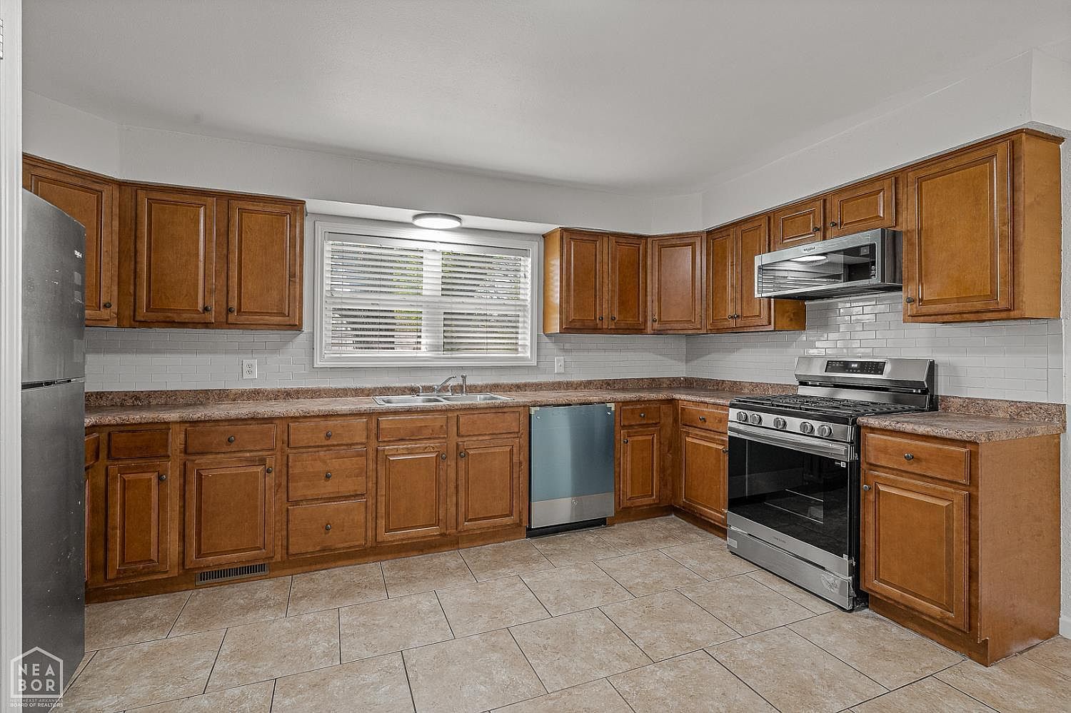 401 W Highland Dr Jonesboro, AR 72401 - Thumbnail 4