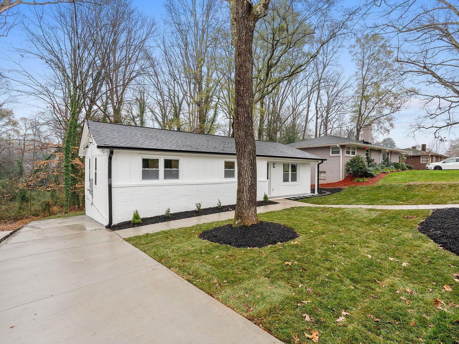 318 Elder Street Ext Greenville, SC 29607 - Thumbnail 4