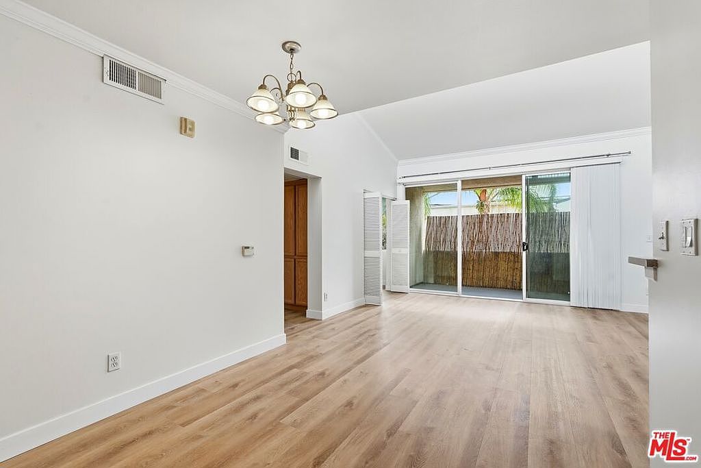 5325 Newcastle Ave UNIT 342 Encino, CA 91316 - Thumbnail 4