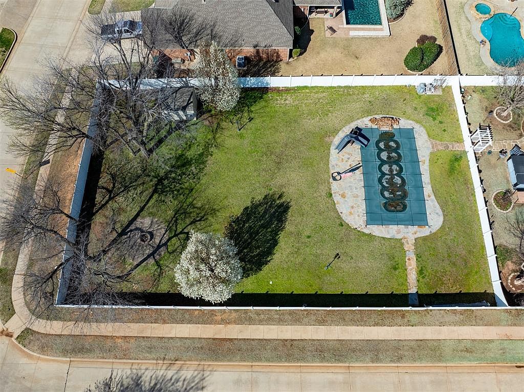 421 War Eagle Ln #1 Yukon, OK 73099 - Thumbnail 4