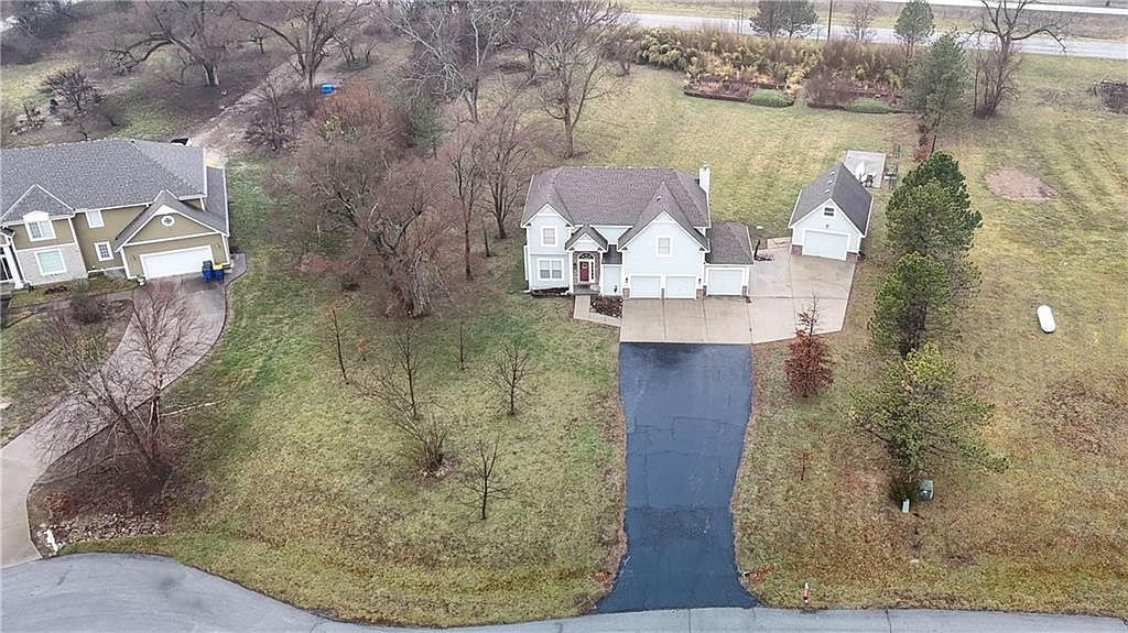 9842 Pin Oak Cir De Soto, KS 66018 - Thumbnail 4