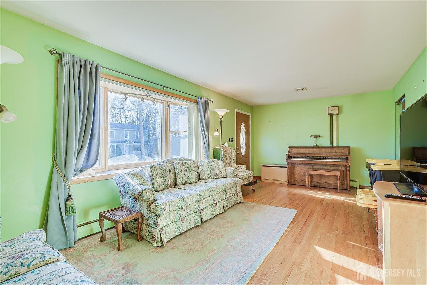 99 Elmhurst Ave Iselin, NJ 08830 - Thumbnail 4