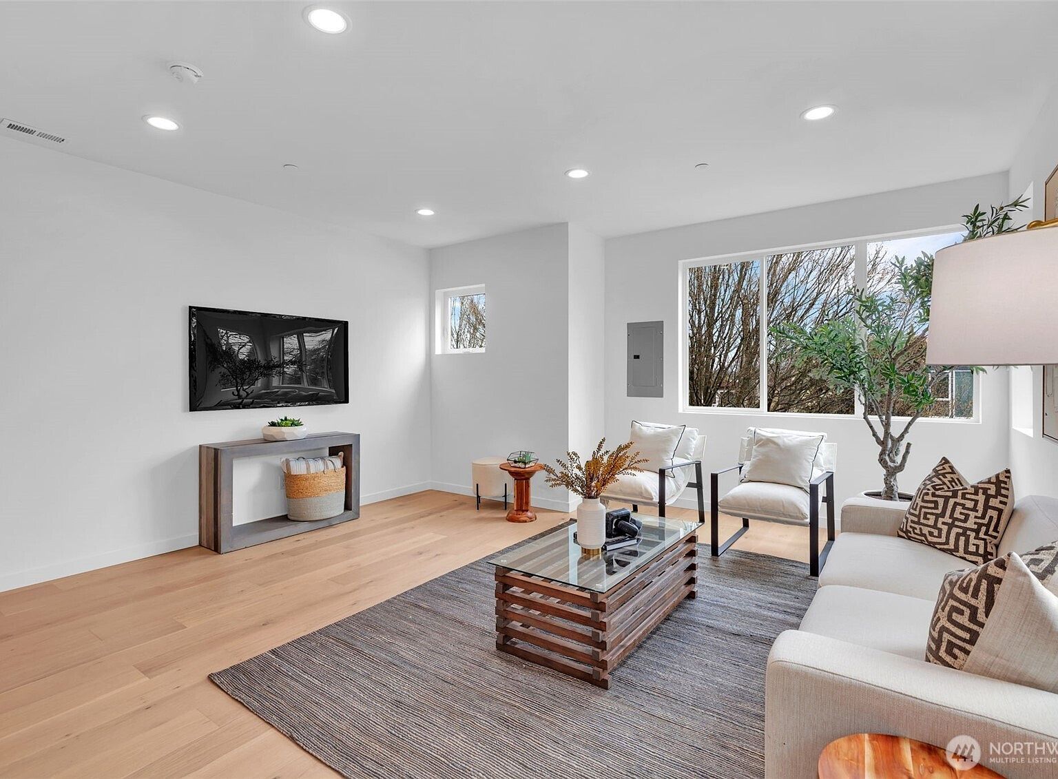 427 19th Ave E Seattle, WA 98112 - Thumbnail 4