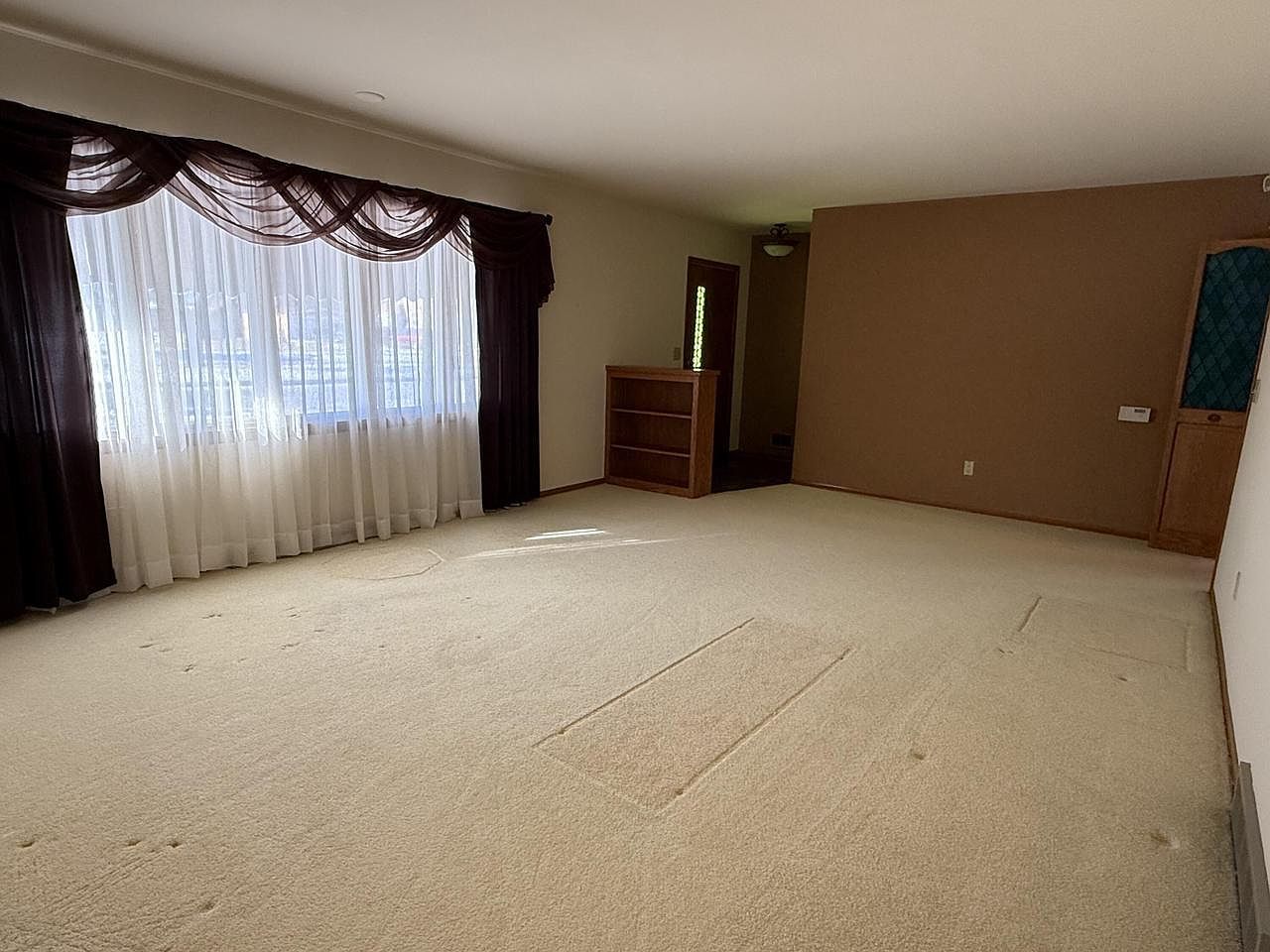 1233 S 26th St Manitowoc, WI 54220 - Thumbnail 4