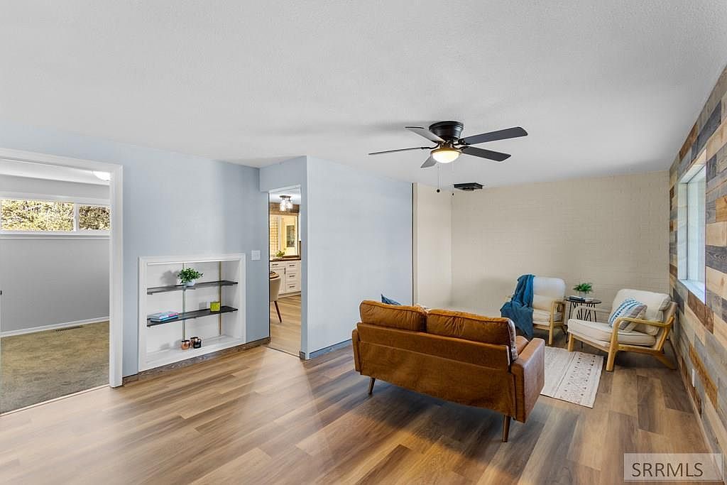 1455 SE Bonneville Dr Idaho Falls, ID 83404 - Thumbnail 4