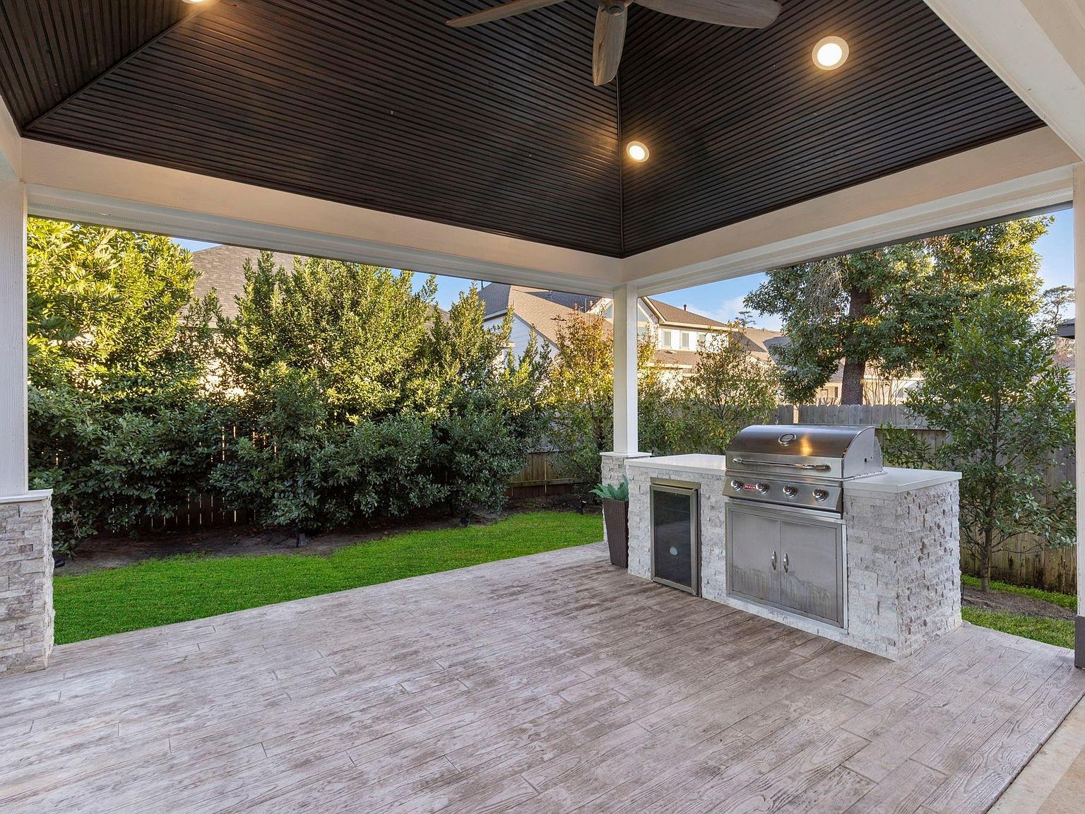 549 Timber Voyage Ct Conroe, TX 77304 - Thumbnail 4