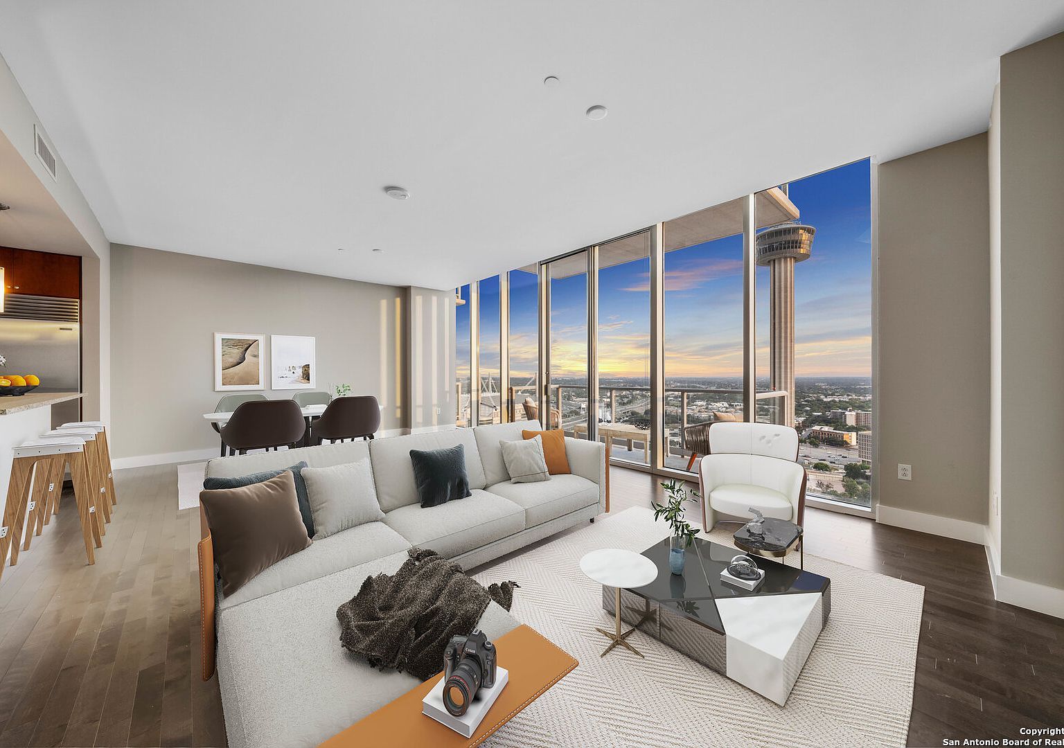 610 E Market St UNIT 2715 San Antonio, TX 78205 - Thumbnail 4