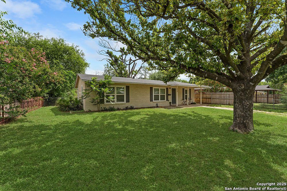 338 Tomrob Dr San Antonio, TX 78220 - Thumbnail 4