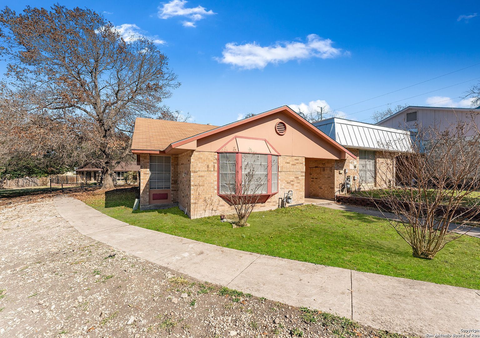 5017 Concord Rdg San Antonio, TX 78228 - Thumbnail 4