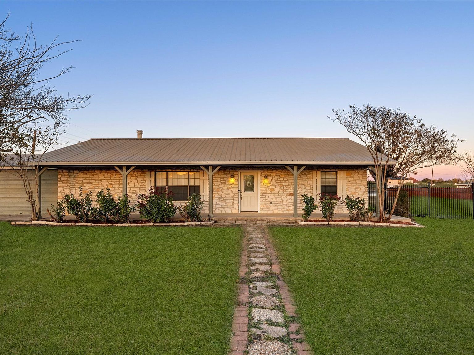 11712 Foley Dr Del Valle, TX 78617 - Thumbnail 4