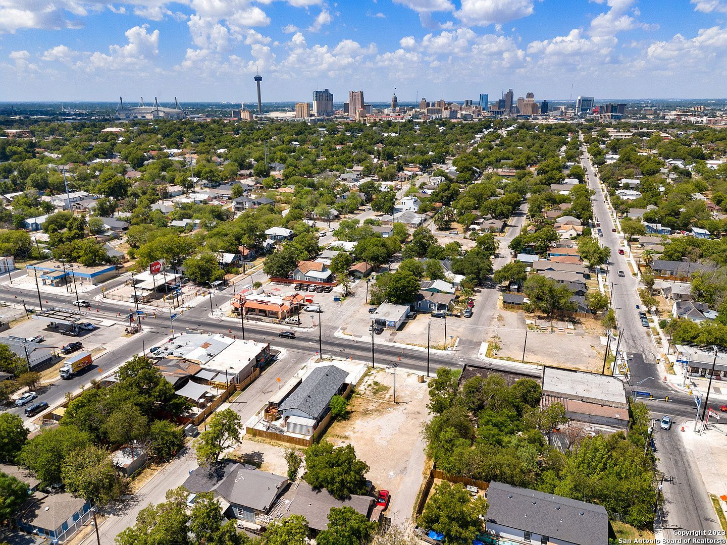 920 N New Braunfels Ave San Antonio, TX 78202 - Thumbnail 4