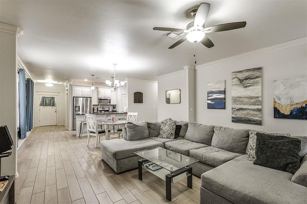 2232 Fallview Dr Edmond, OK 73034 - Thumbnail 4