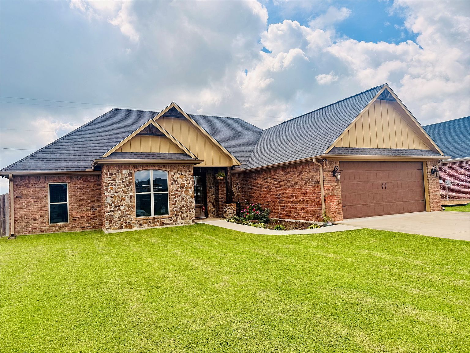 330 Koby Cir Sulphur Springs, TX 75482 - Thumbnail 4