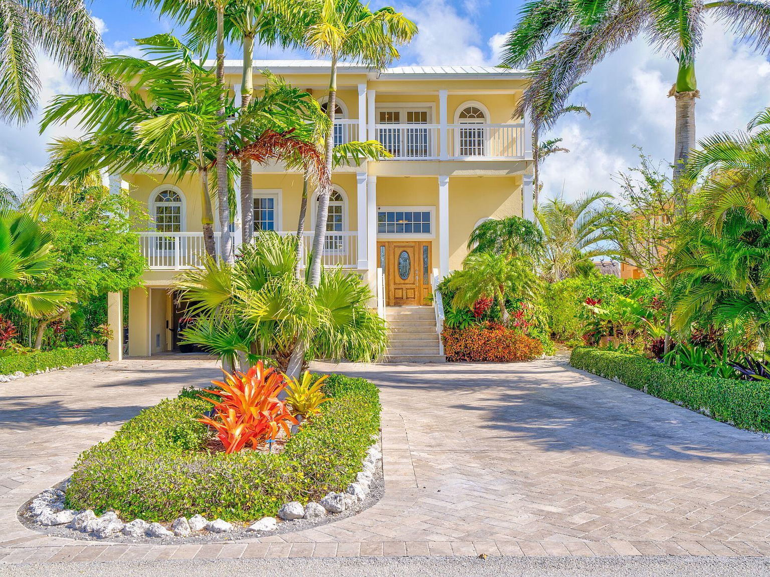 160 1st St Key Colony Beach, FL 33051 - Thumbnail 4