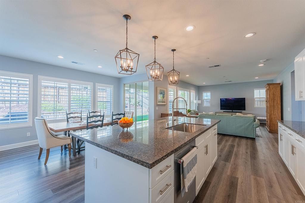 1127 Calle Pilares Chula Vista, CA 91913 - Thumbnail 4