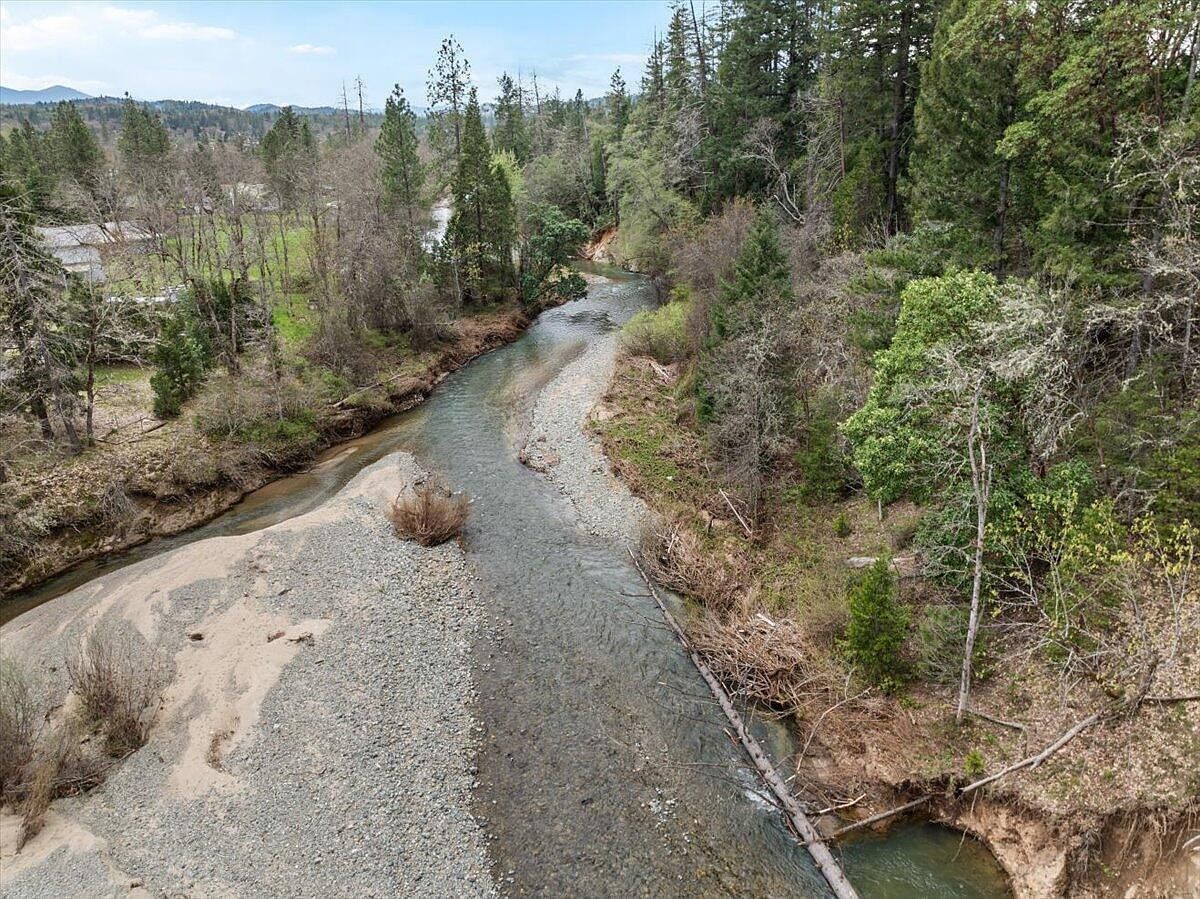 1266 Ellison Loop Merlin, OR 97532 - Thumbnail 4