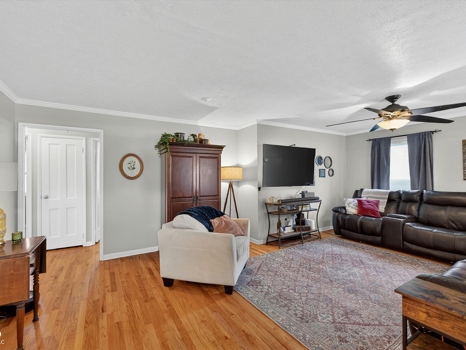 7545 Honnen Dr N Indianapolis, IN 46256 - Thumbnail 4