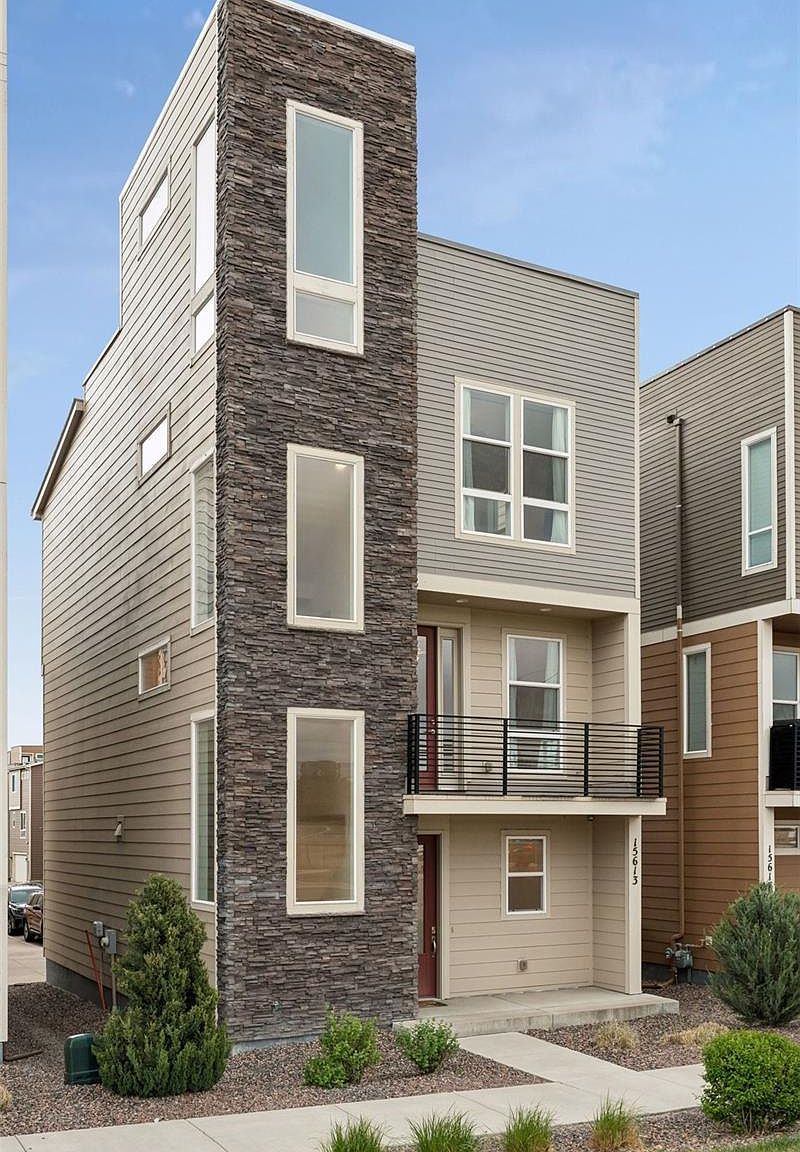 15613 E Broncos Pl Centennial, CO 80112 - Thumbnail 4