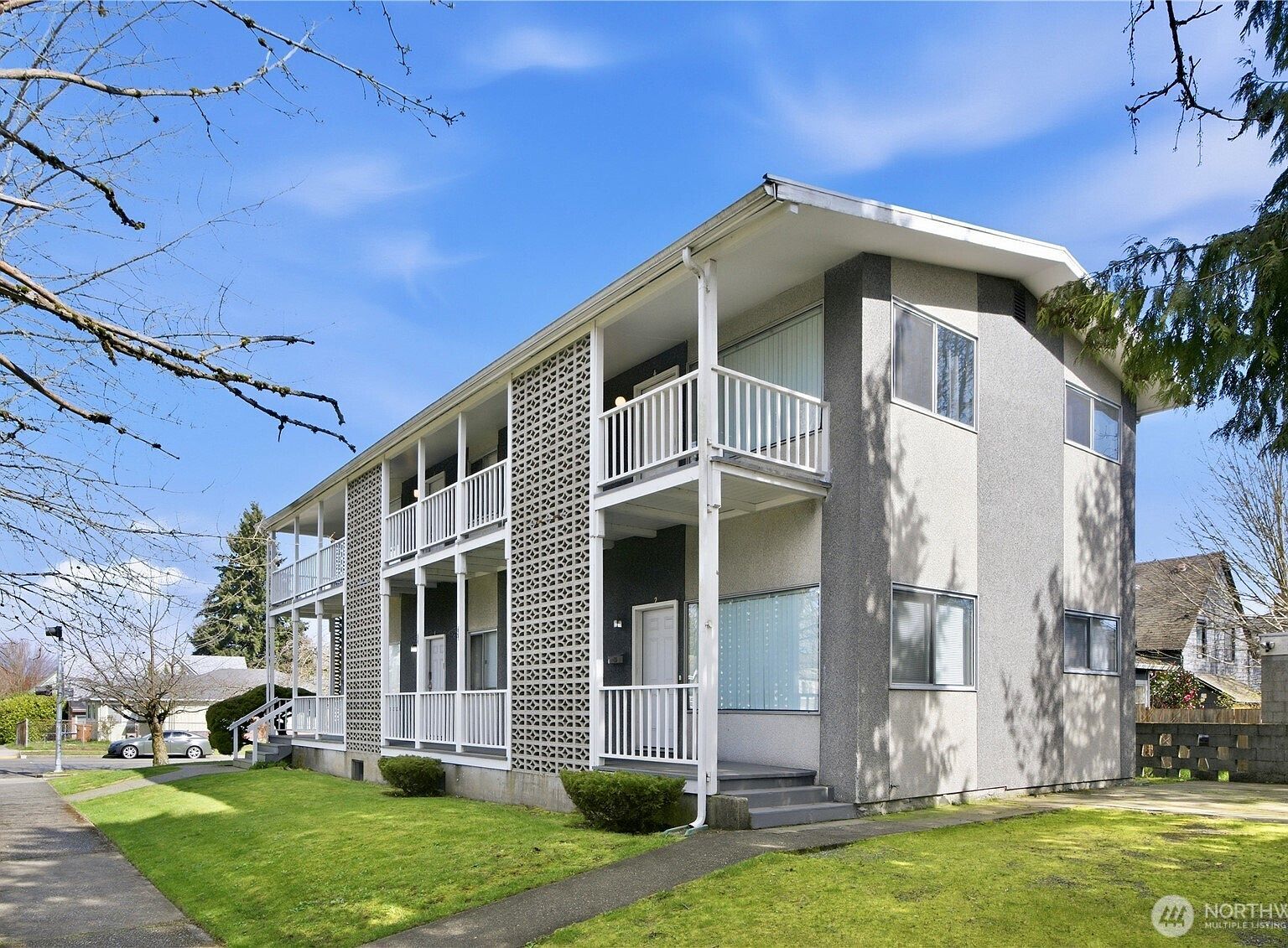 901 S Grant Ave Tacoma, WA 98405 - Thumbnail 4