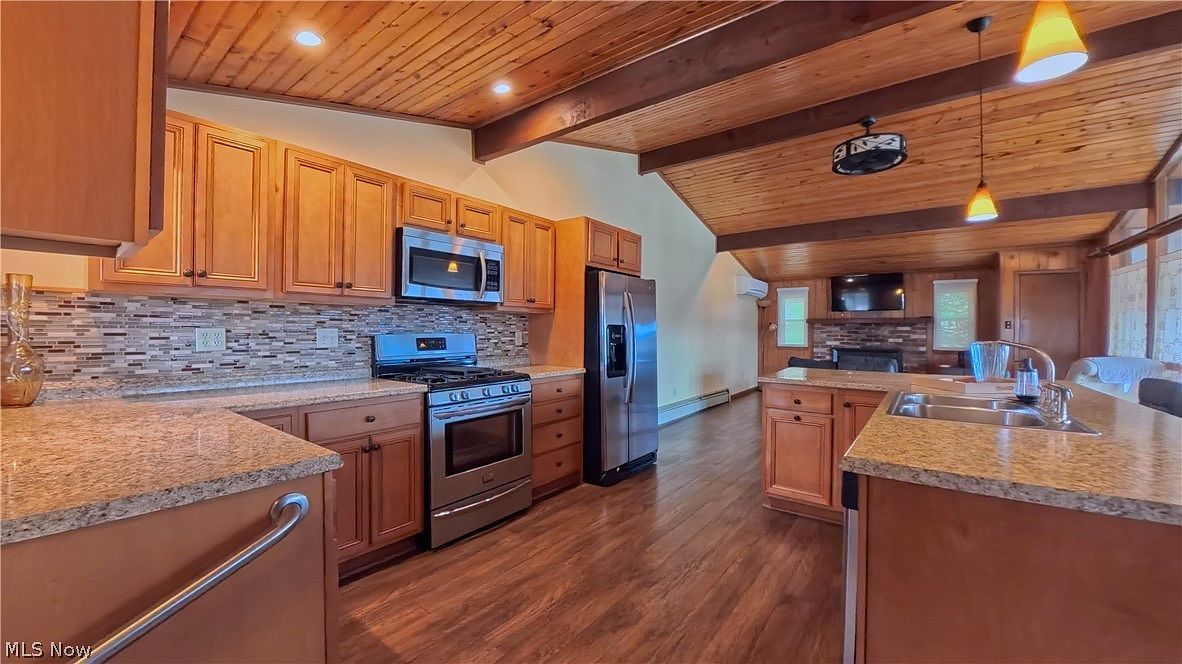 1212 Maine Blvd East Liverpool, OH 43920 - Thumbnail 4