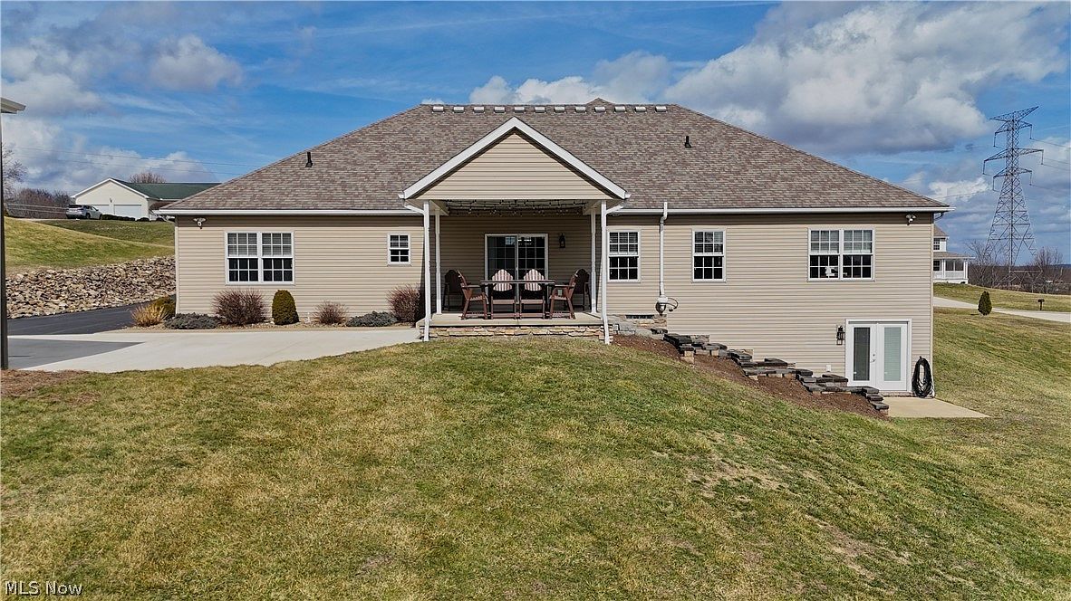 49235 Hickman Rd East Liverpool, OH 43920 - Thumbnail 4